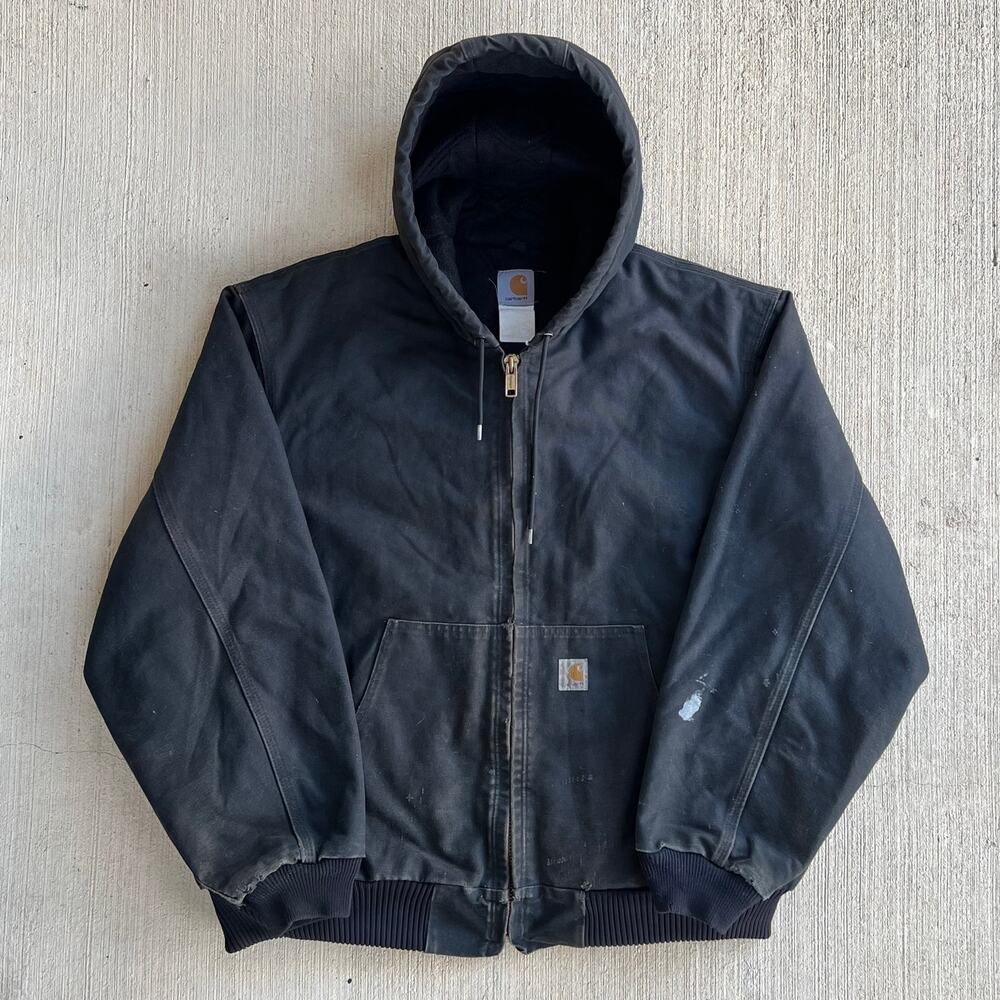 Carhartt J140 black hooded work wear jacket
